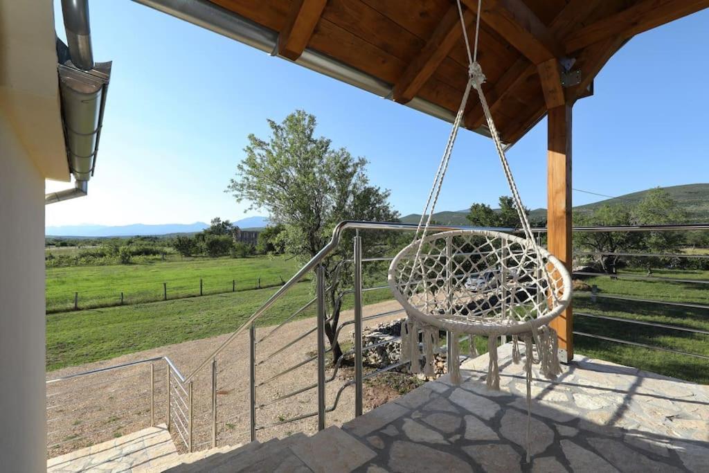 Holiday House Aurora Borealis Ervenik Екстер'єр фото